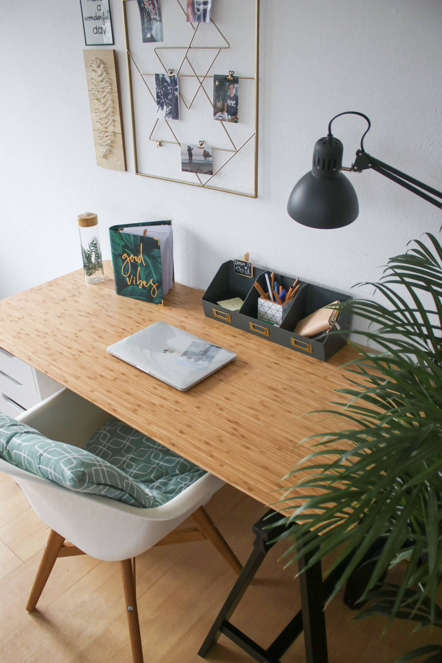 Schreibtisch DIY – Idee, um einen Schreibtisch selber zu bauen