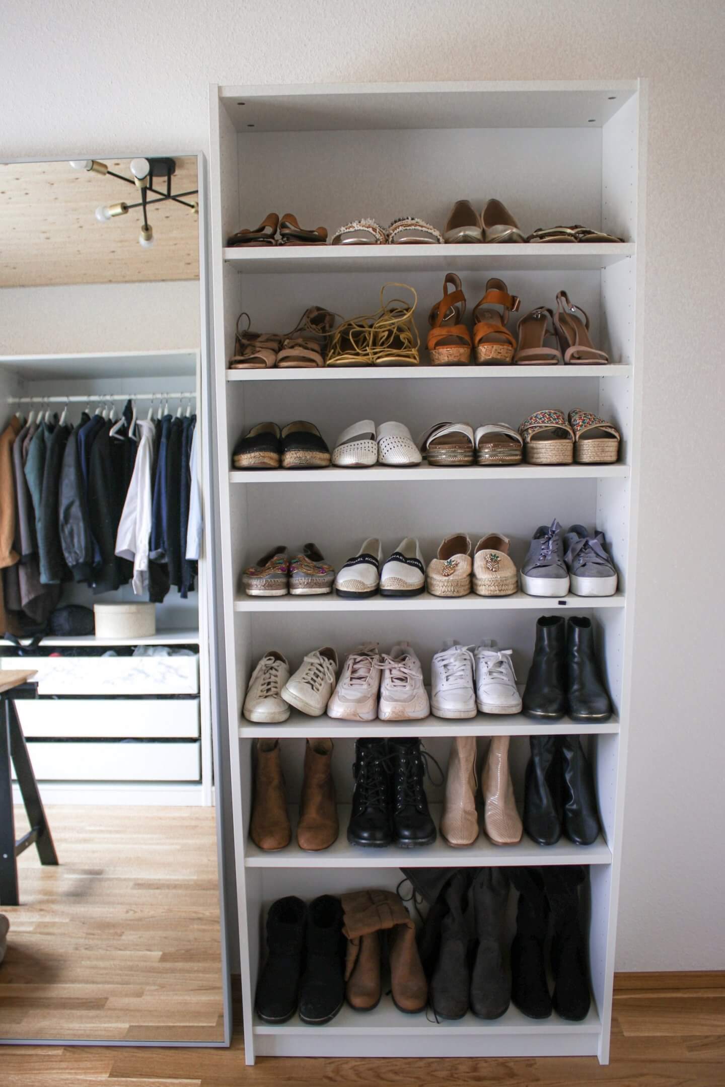 Ikea Billy als Schuhregal – perfekt für begehbaren Kleiderschrank & Ankleidezimmer